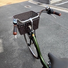 電動アシスト自転車 シティタイプ 緑色の画像