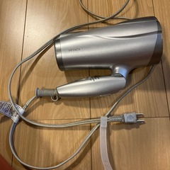 ドライヤーの画像