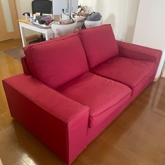 【さいたま市北浦和】IKEA赤いソファの画像