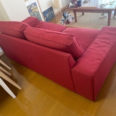 【さいたま市北浦和】IKEA赤いソファの画像