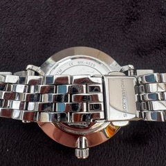 マイケルコース腕時計の画像