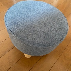 小さい椅子の画像