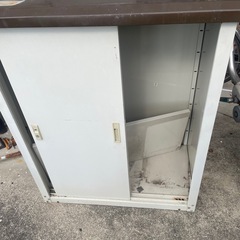 外置きの棚の画像