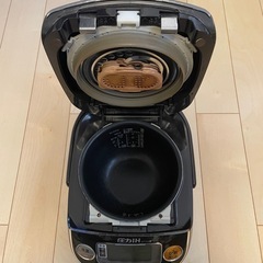取引中 象印 極め炊き　圧力IH炊飯器　3合　NP-RX05の画像