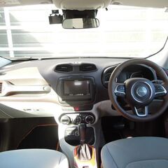 28年 ジープ・レネゲード 1.4 ロンジチュード/ナビ/TV/Bカメラ/ETC/純正16インチアルミ/78,900㎞の画像