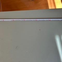 ミントグリーンがかわいい机の画像