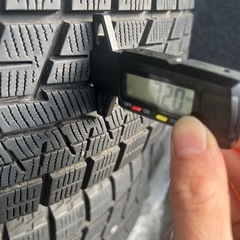 195/65r15 91Qスタッドレスタイヤヨコハマ47週22年製とアルミホイール4本の画像