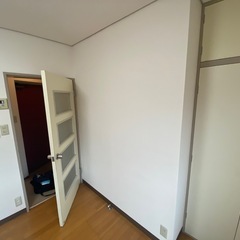 原状回復のクロス貼り替え1部屋壁面約25㎡ の画像