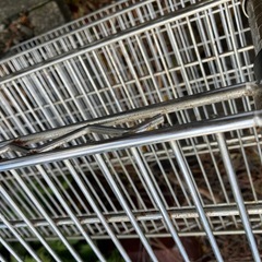 （17日朝まで）錆びたメタルラックの画像