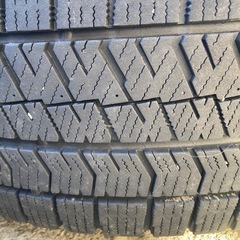 205／65／16ブリザックVRX2 4本の画像
