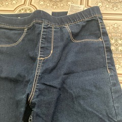 薄手ジーンズの画像
