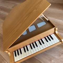 kawai グランドピアノ　ミニ
の画像