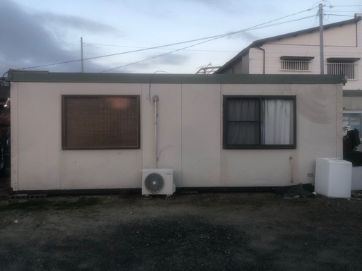 プレハブ（7m×2.2m）3基まとめ売り｜現状渡し