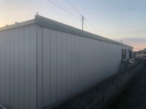 プレハブ（7m×2.2m）3基まとめ売り｜現状渡し