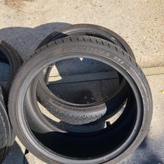 235/35/19 4本セットの画像