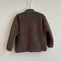 110深緑グリーンボアプルオーバーユニクロUNIQLOの画像