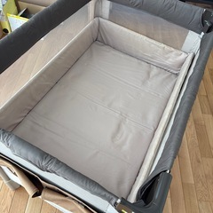 アップリカ　ベビーベッドの画像