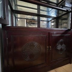 紫檀の飾り棚の画像