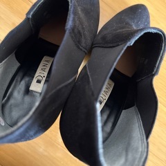 ダイアナ スェードショートブーツ 23.5cmの画像