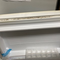 小さめの冷蔵庫の画像