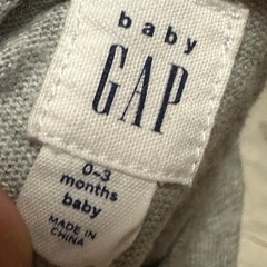 GAP カーディガン　の画像