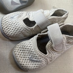 子ども(女児)靴まとめ売り(ベビー)の画像