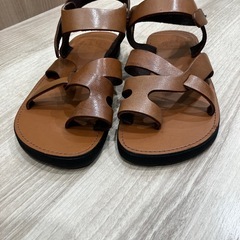 rippleブラウンサンダルの画像