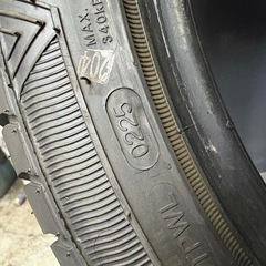 中古タイヤ1本のみ　215/45R17 91Wの画像