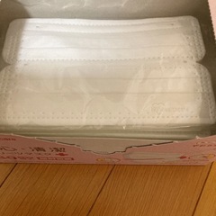 小さめマスクの画像