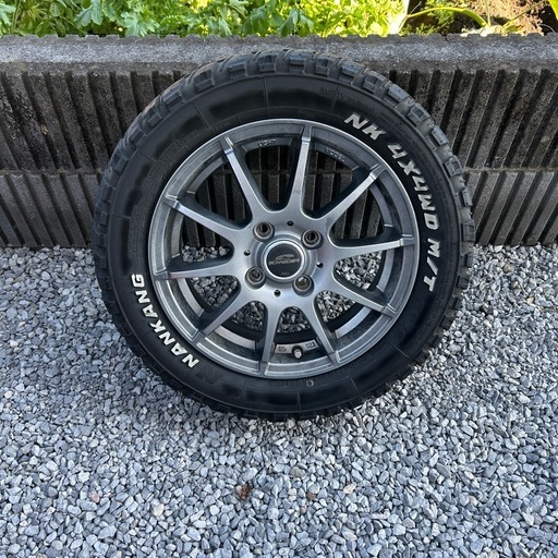 ブロックタイヤ　ホイール4本セット