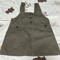 トップスとサロペット　90の画像