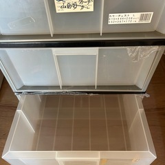 【譲り先が決まりました】【無料】衣装ケース3つセットの画像