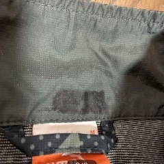 PUMAウィンドブレーカーの画像