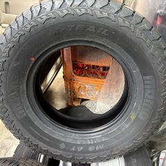 新品未使用　245/70R16 111Tの画像