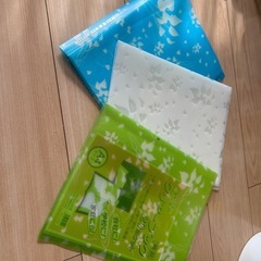 クリアポケットブック　20ポケット　3冊とドキュメントファイルの画像