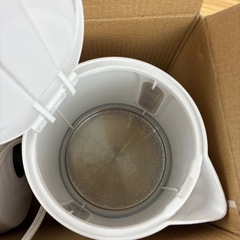 【引取大歓迎】必要な分だけ沸かすコンパクトケトルの画像