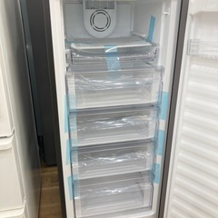 【トレファク高槻店】安心の1年間保証！取りに来られる方限定！Haier（ハイアール）の１ドア冷凍庫のご紹介です！の画像