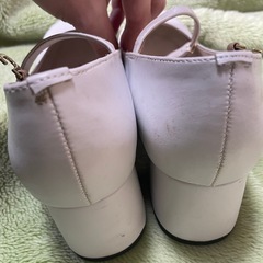 パンプス22.5!!傷あり！!!の画像