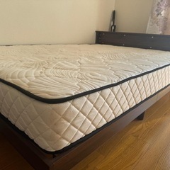 ベッド　マットレスの画像