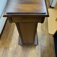 ★リユースのサカイ水戸店★ カリモク 電話代 ブラウン H70×D26×W27 クリーニング済み MT6247の画像