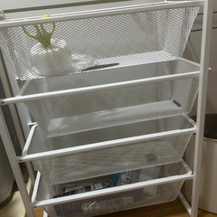 スチールラック 収納の画像