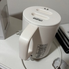 電気ケトルの画像