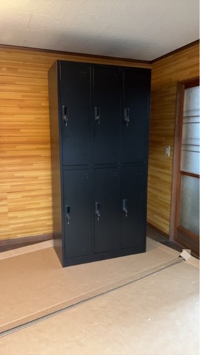 ６人用ロッカー　ブラック　ほぼ新品