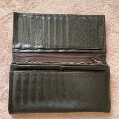 ディーゼル　長財布　折財布　ブラックレザーの画像