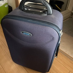 スーツケースの画像