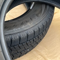 ブリヂストン スタッドレス BLIZZAK VRX2 155/65R14
の画像