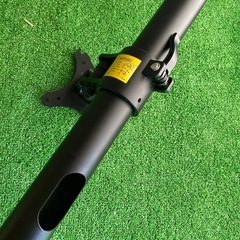 サンワダイレクト モニターアーム デュアルモニター対応 上下2台設置 クランプ固定 2画面 デュアルディスプレイ 100-LA031 の画像