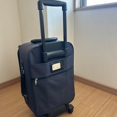 スーツケースの画像
