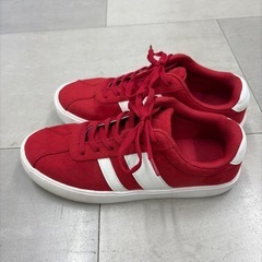 GU ほぼ新品　ライトソールスエードタッチスニーカー　Sサイズ　22.5cmの画像