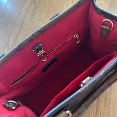 LV バッグの画像